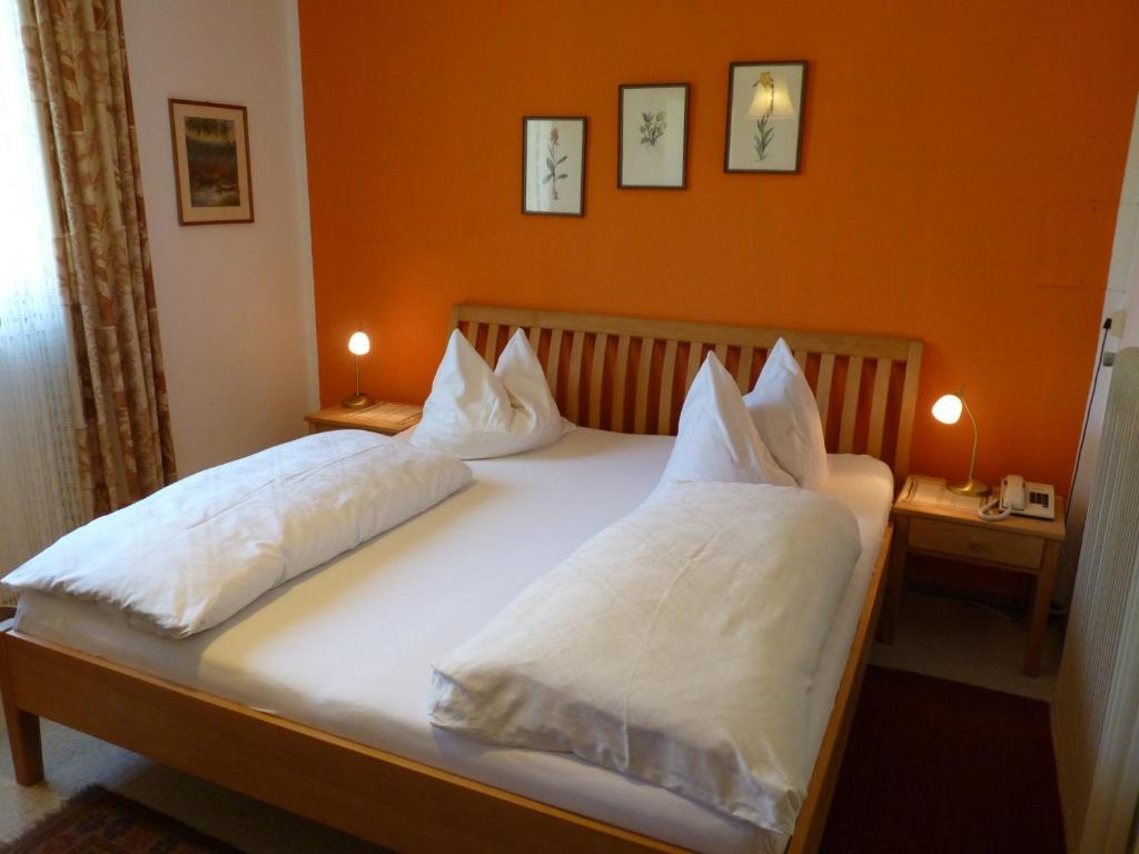 Pension Broenimann Ossiach Ruang foto