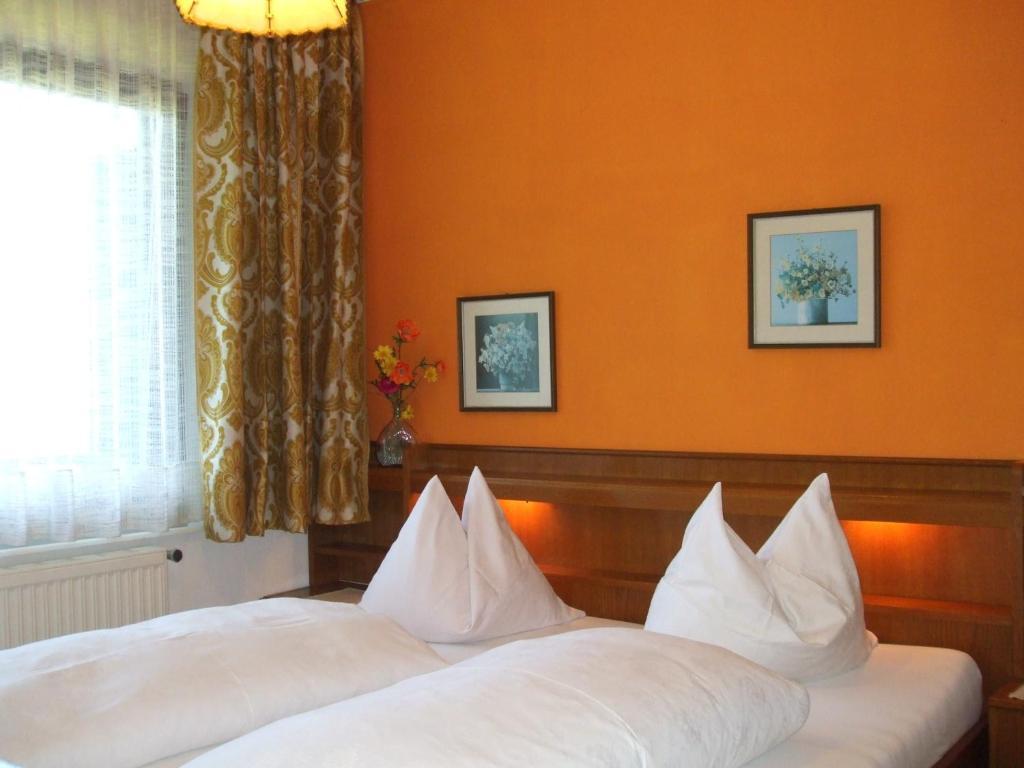 Pension Broenimann Ossiach Ruang foto