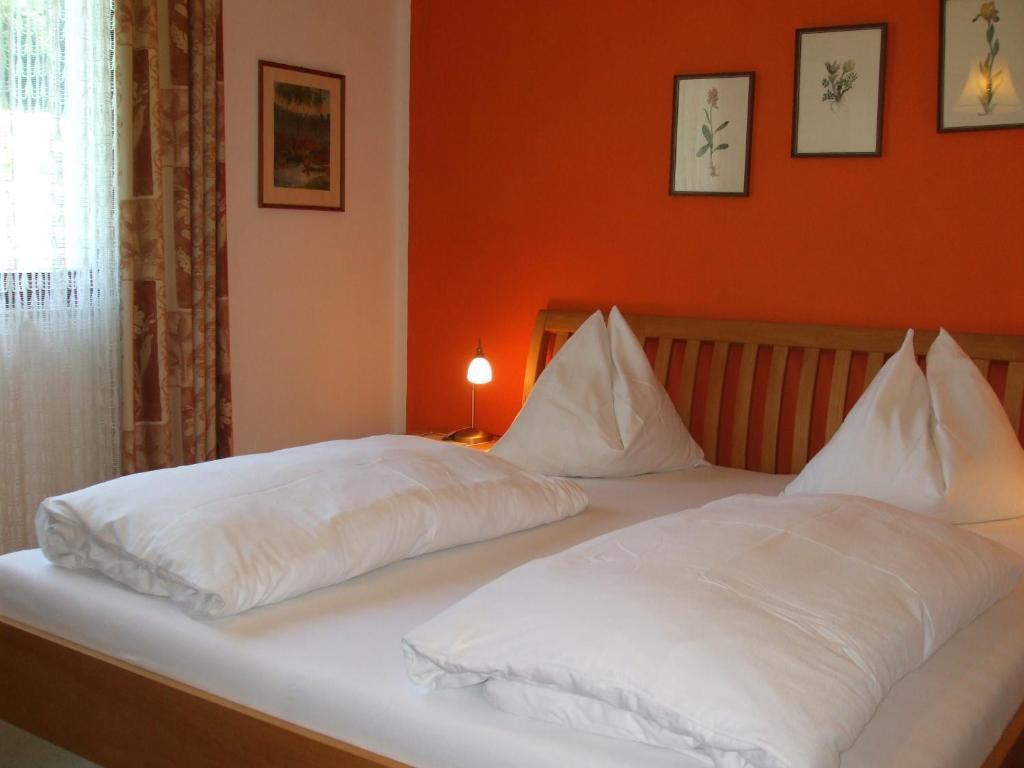 Pension Broenimann Ossiach Ruang foto